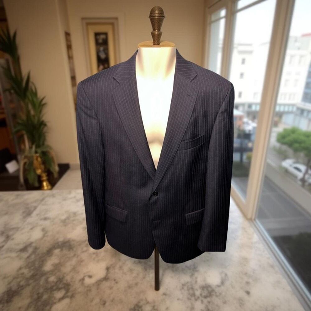 Hart Schaffner Marx For Nordstrom Men’s Size 42 R 2 Button Navy Blue Stripe